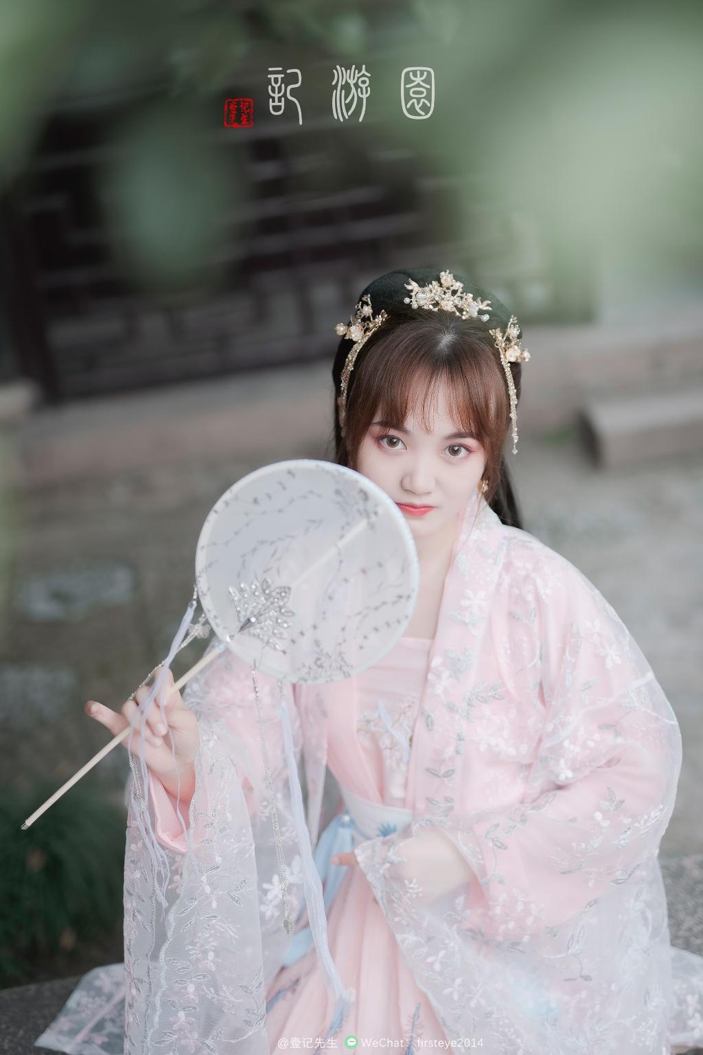 古代大家闺秀唯美汉服写真图片