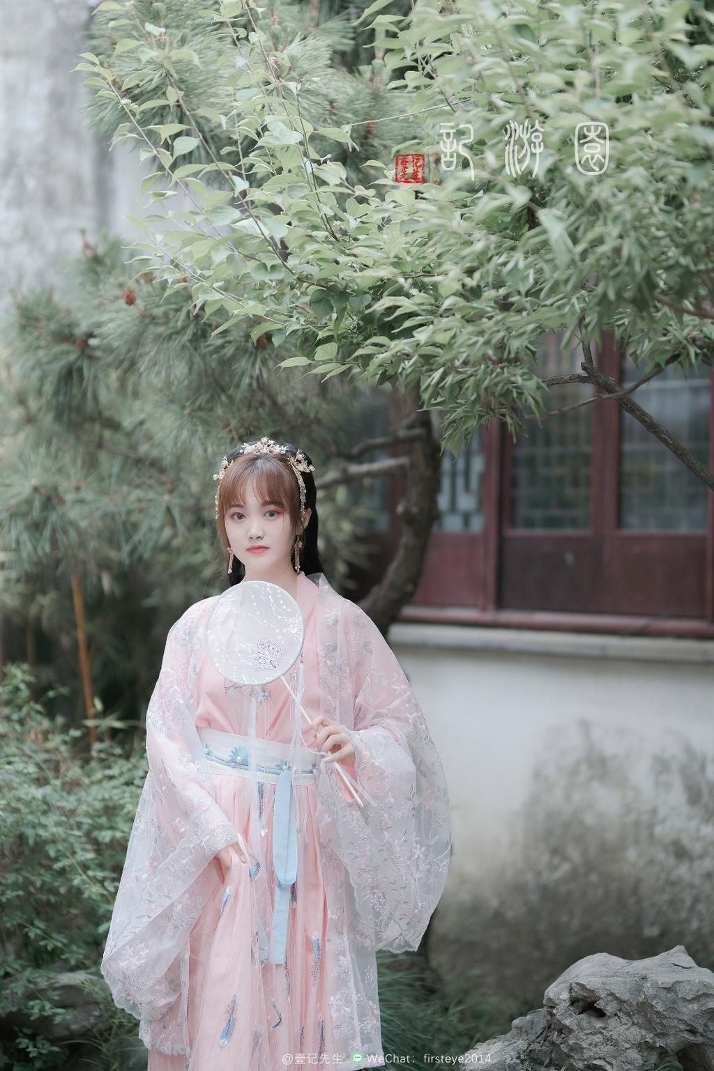 古代大家闺秀唯美汉服写真图片