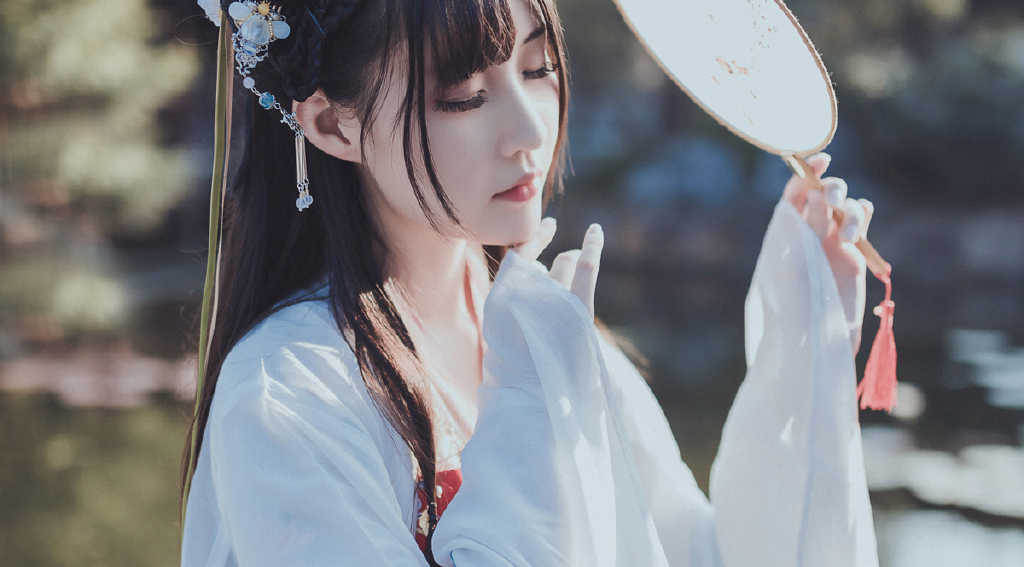 妙龄少女古装汉服唯美图片