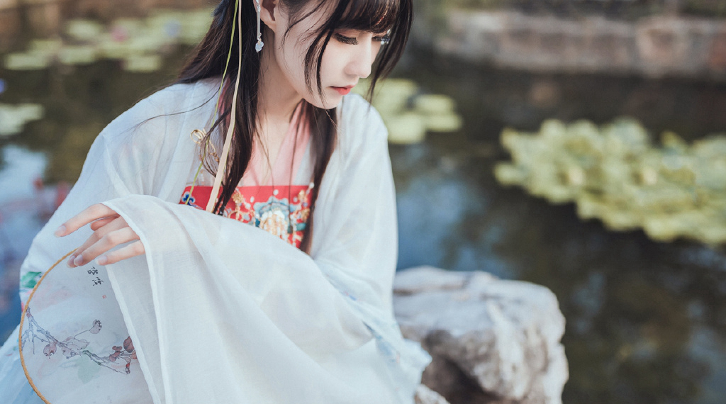妙龄少女古装汉服唯美图片