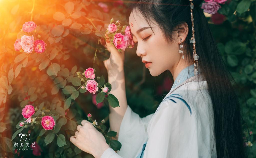 温柔似水的古装美女唯美古风摄影