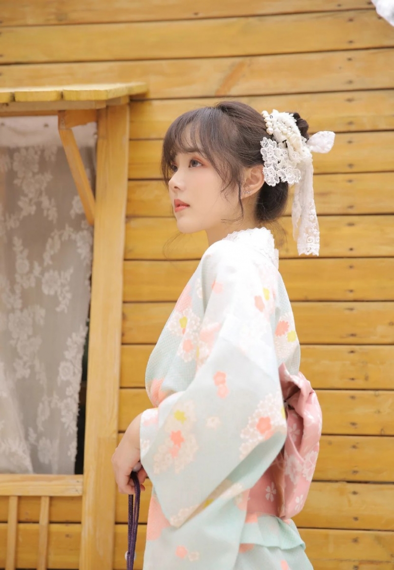 和服美女温柔善良娇软美女图片