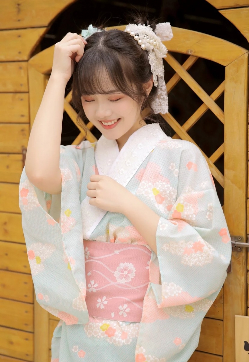 和服美女温柔善良娇软美女图片