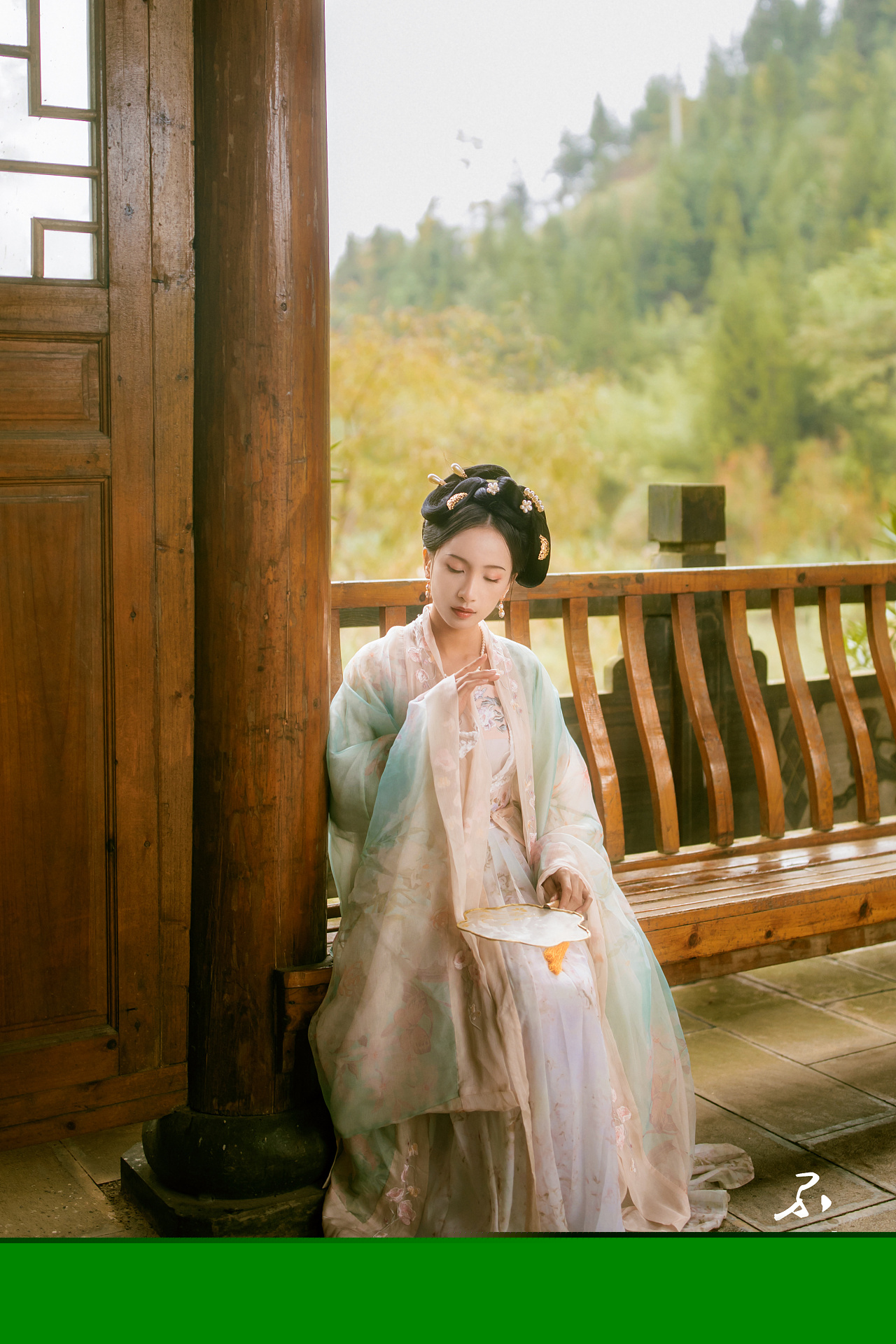 古装汉服美女气质淡雅端庄私拍