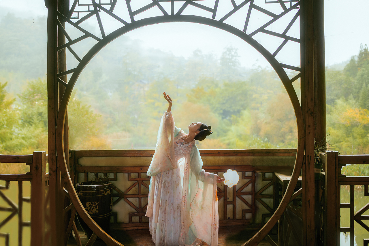 古装汉服美女气质淡雅端庄私拍