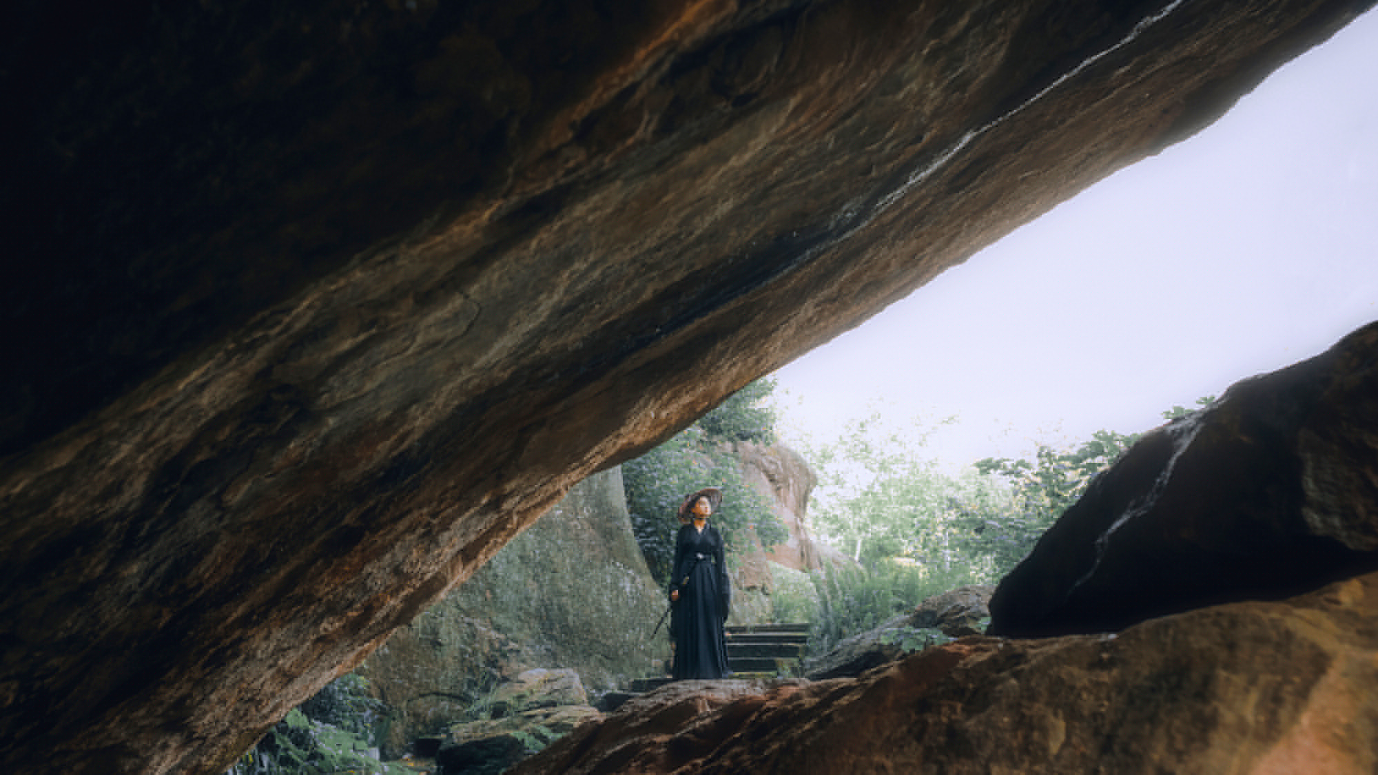 古装侠女仗剑天涯爽快古风图片