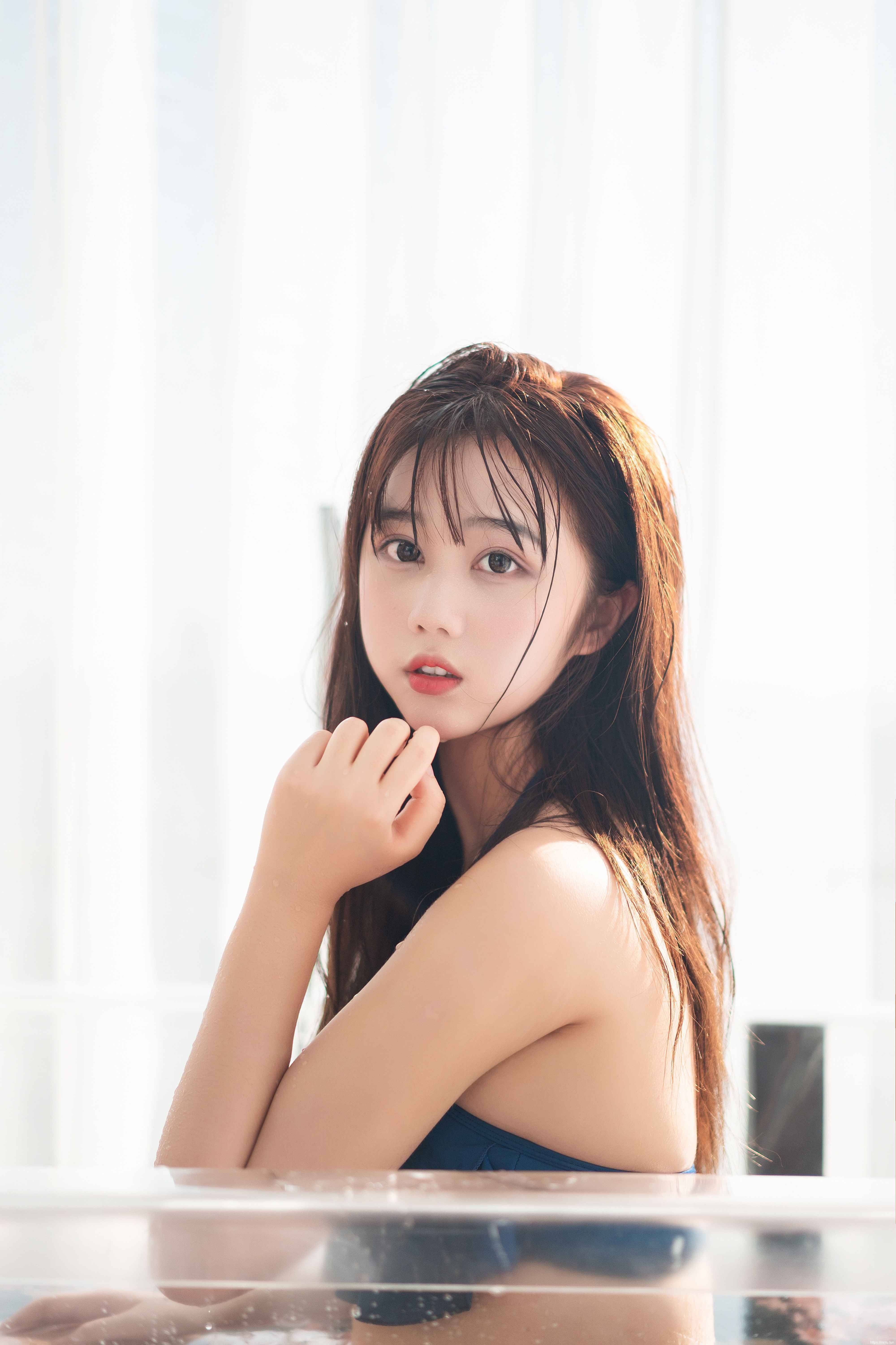 镜酱 - 私奔之泳衣