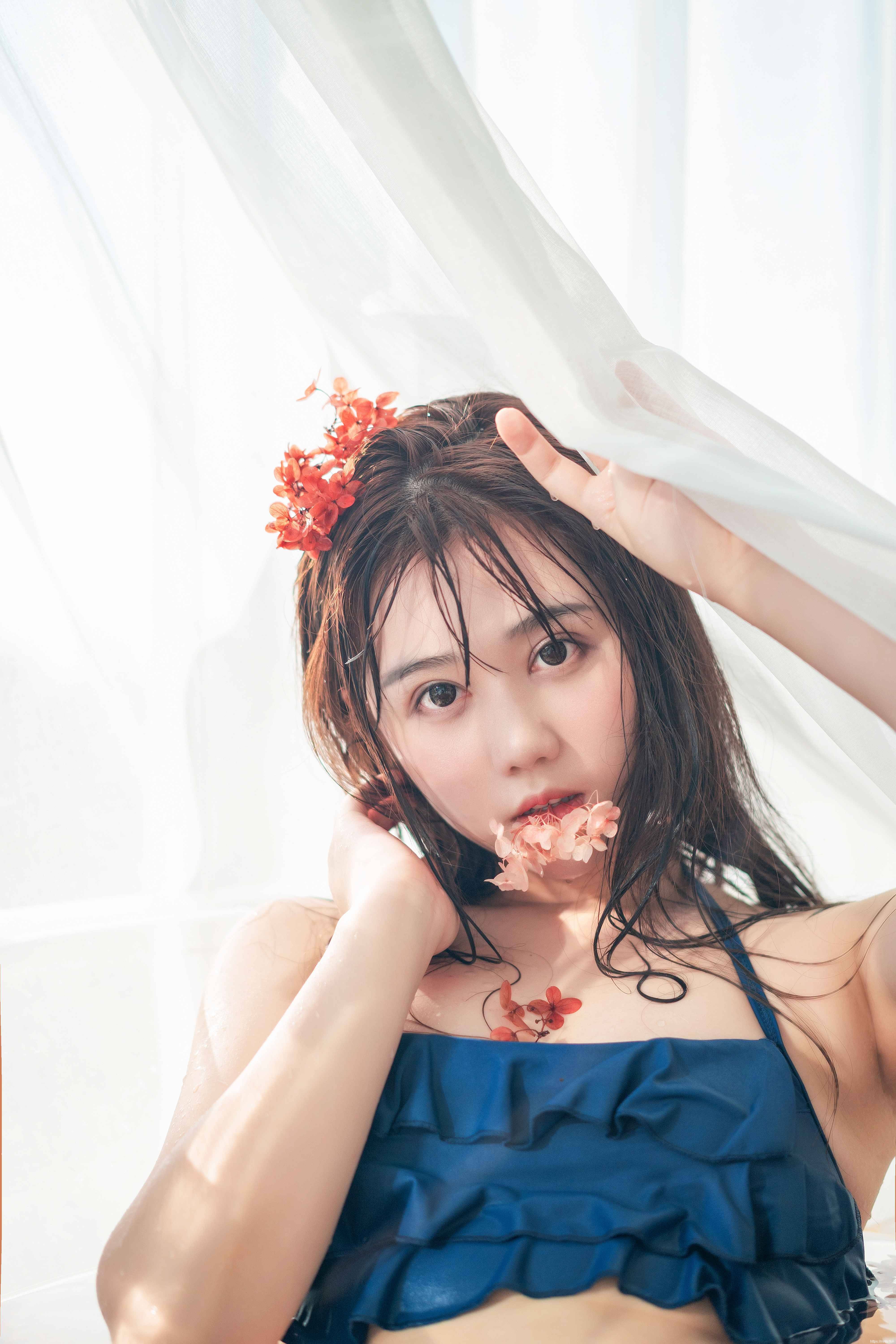 镜酱 - 私奔之泳衣