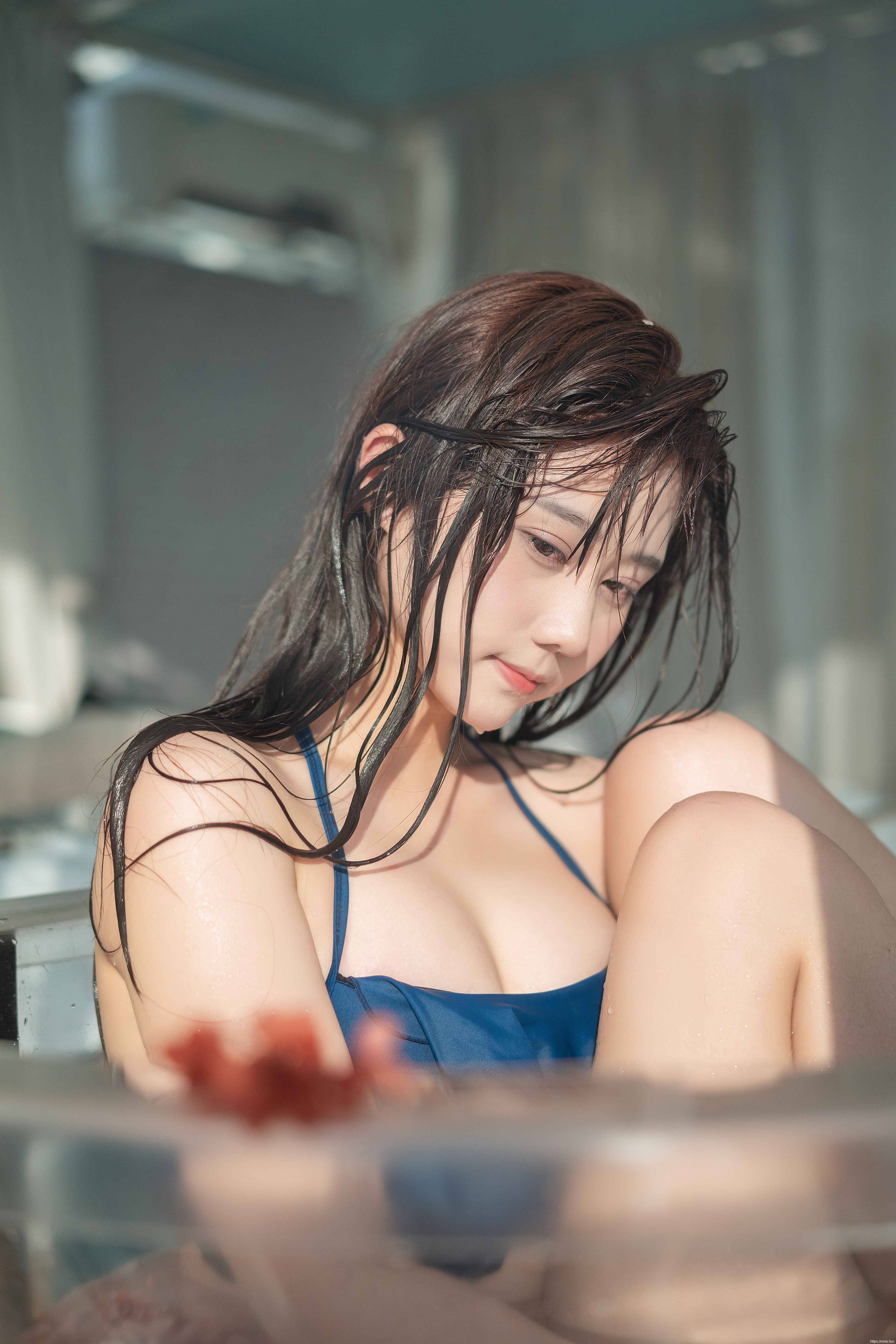 镜酱 - 私奔之泳衣