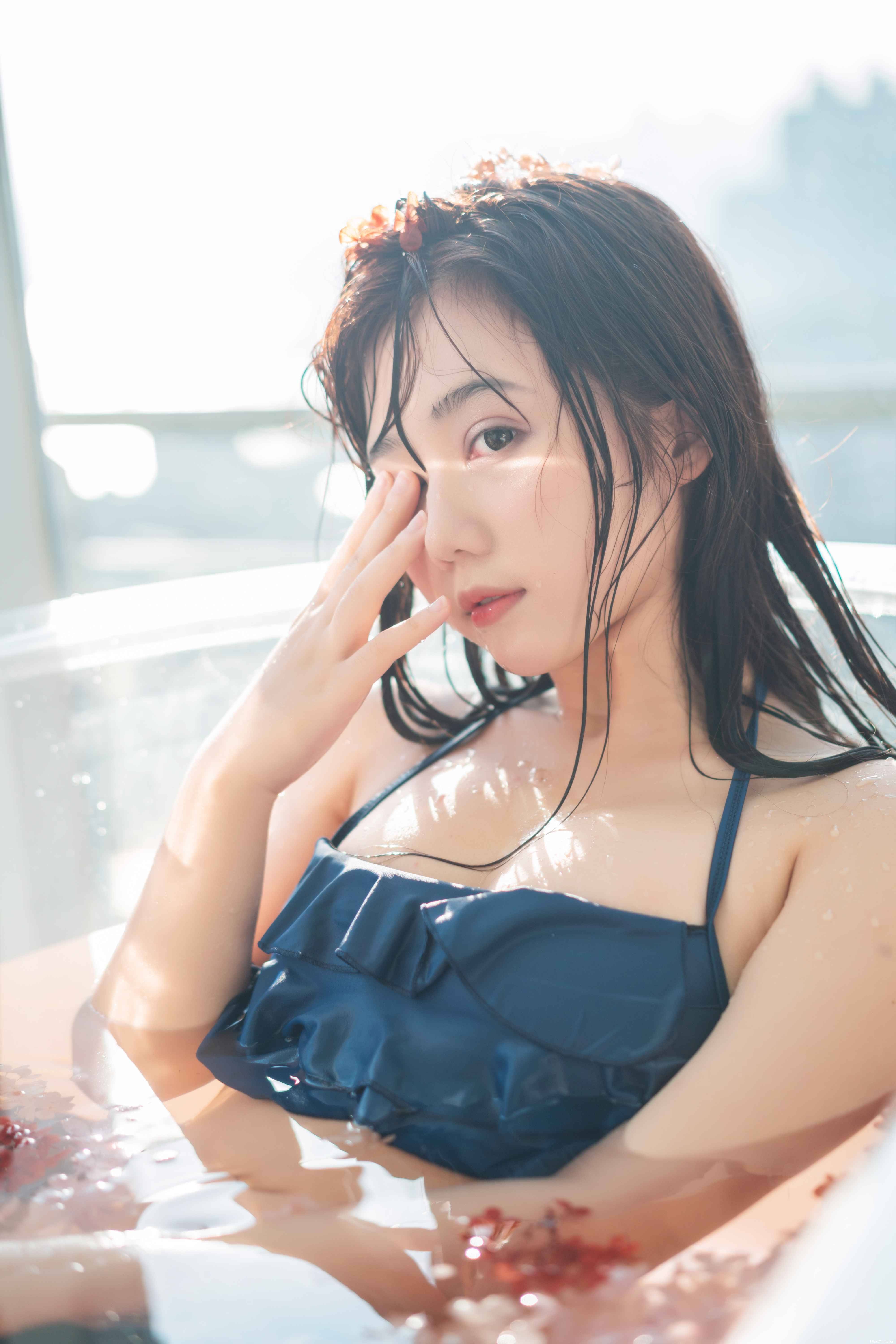 镜酱 - 私奔之泳衣