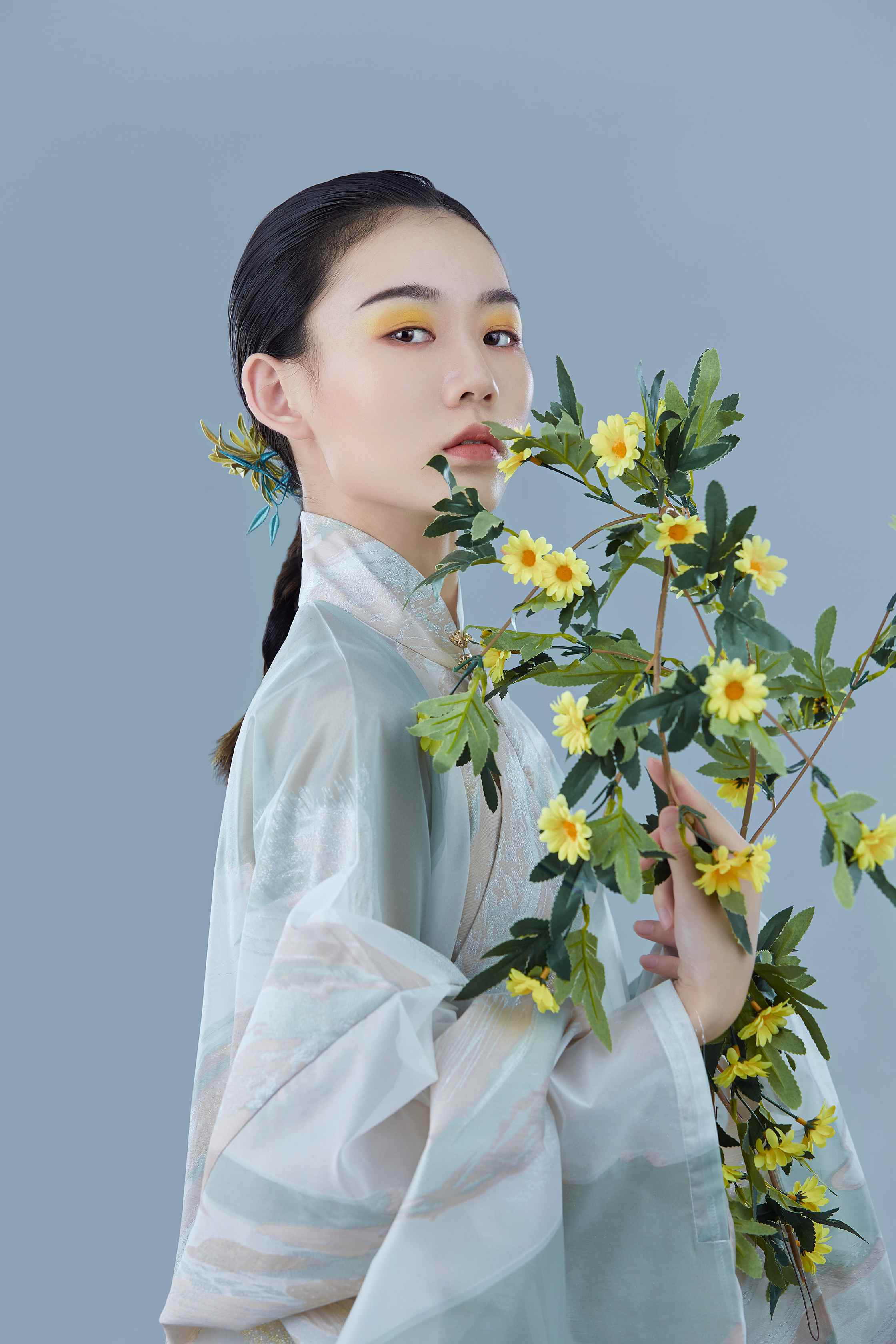 气质清新的古装美女唯美古风摄影