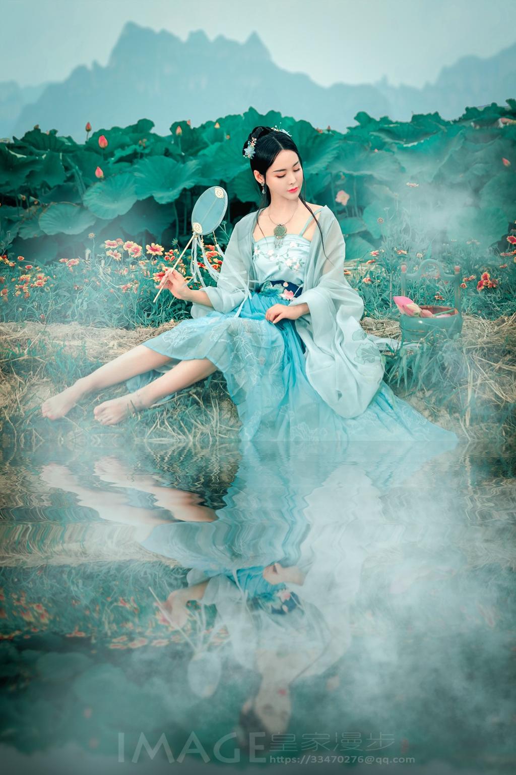 夏日古装美女气质清纯古风摄影图片