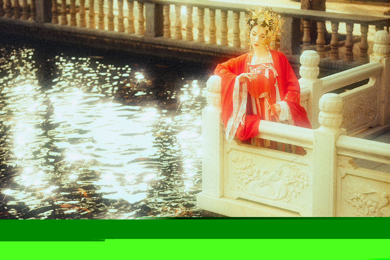 唯美古装夫人户外养眼古风摄影图片