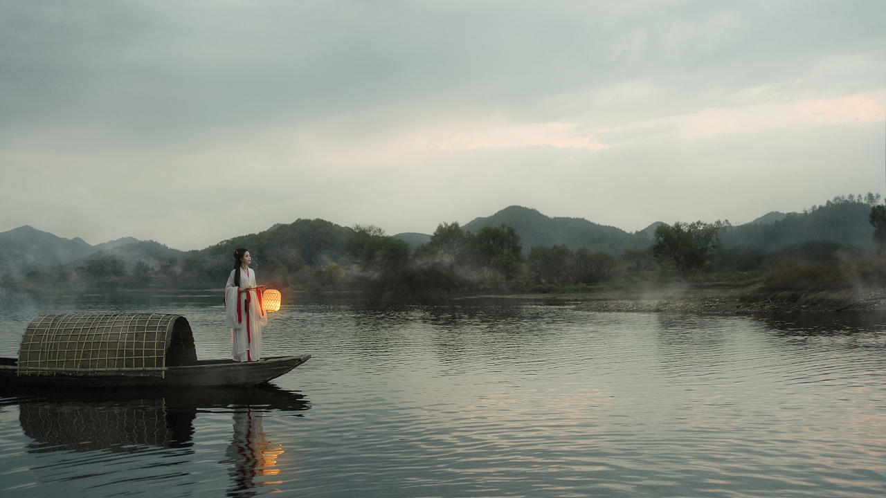 古风水墨画美女英姿飒爽汉服图片
