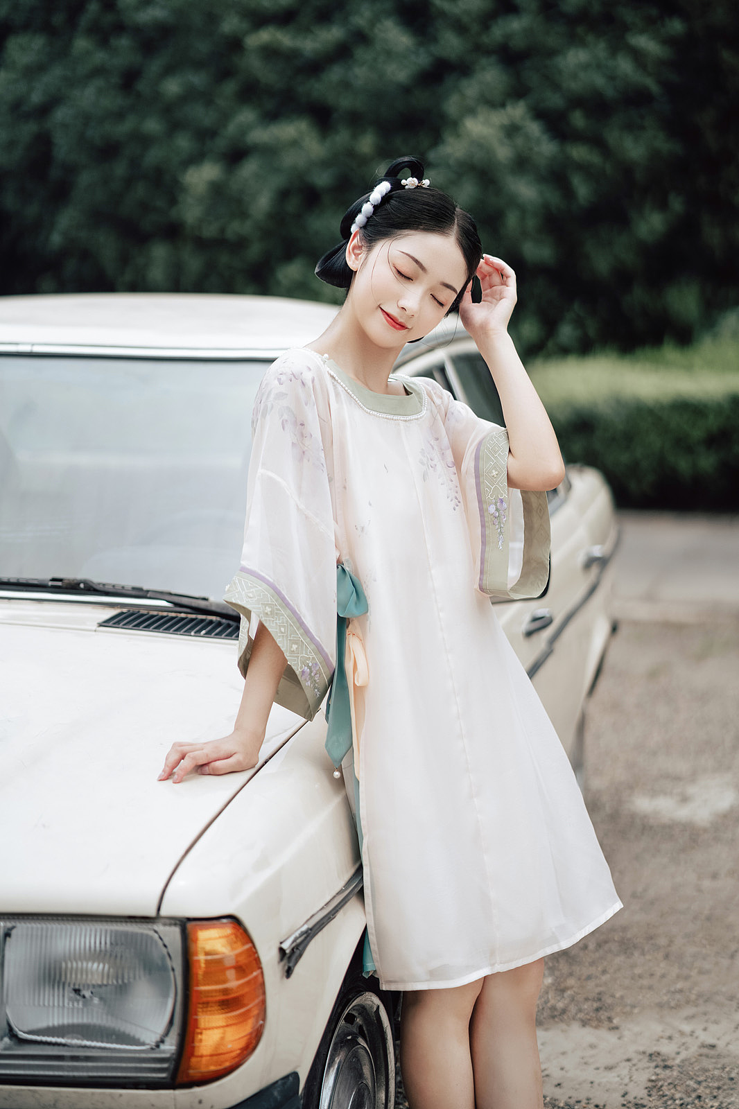 国风美少女现代汉服唯美古风图片