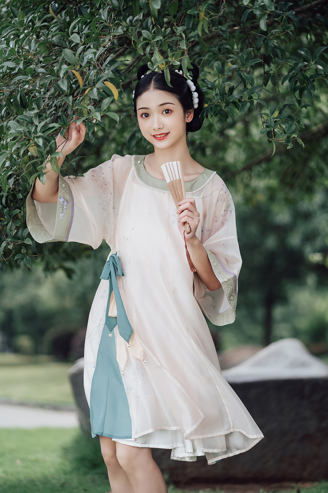 国风美少女现代汉服唯美古风图片