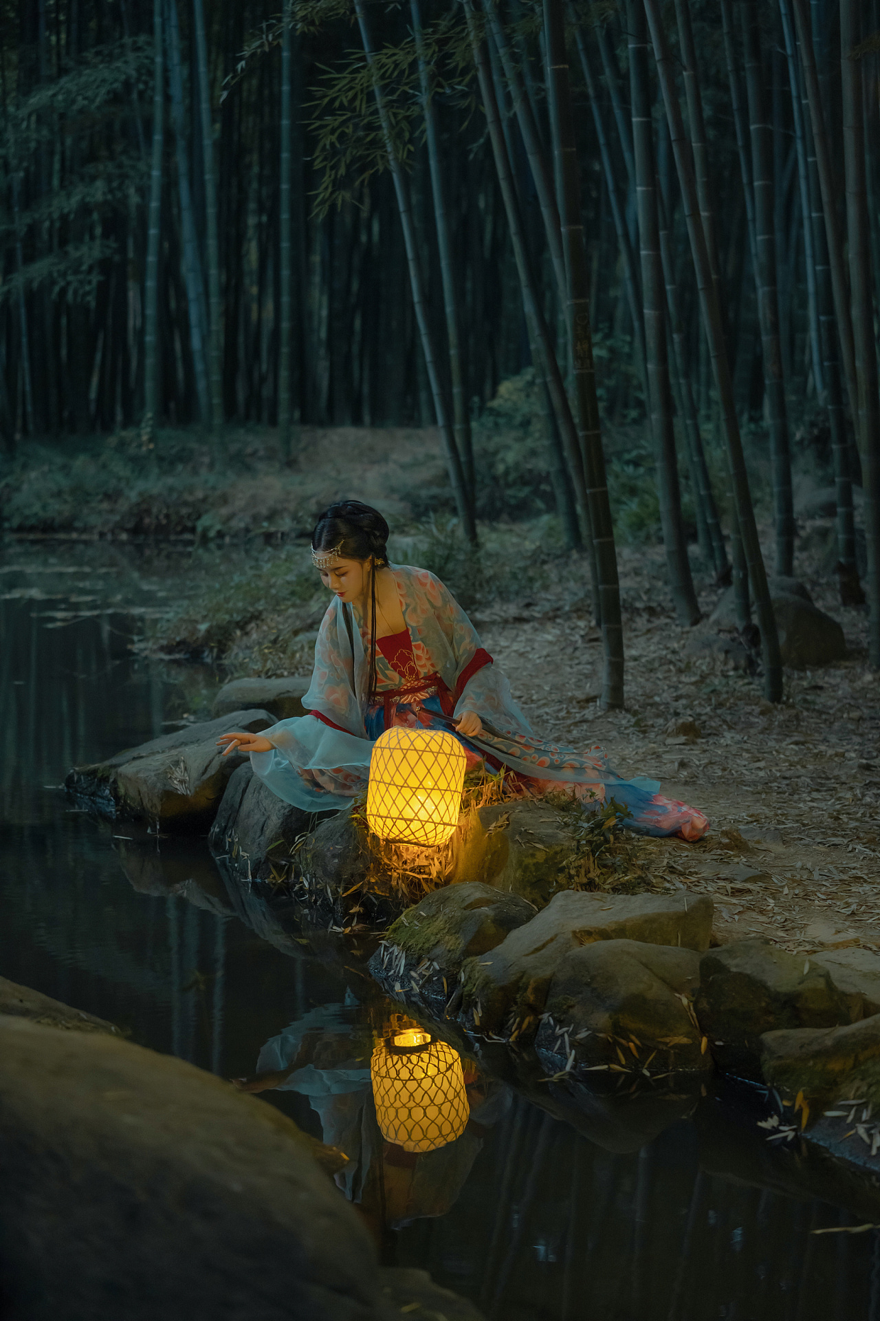 林间美人飘逸古装唯美古风图片