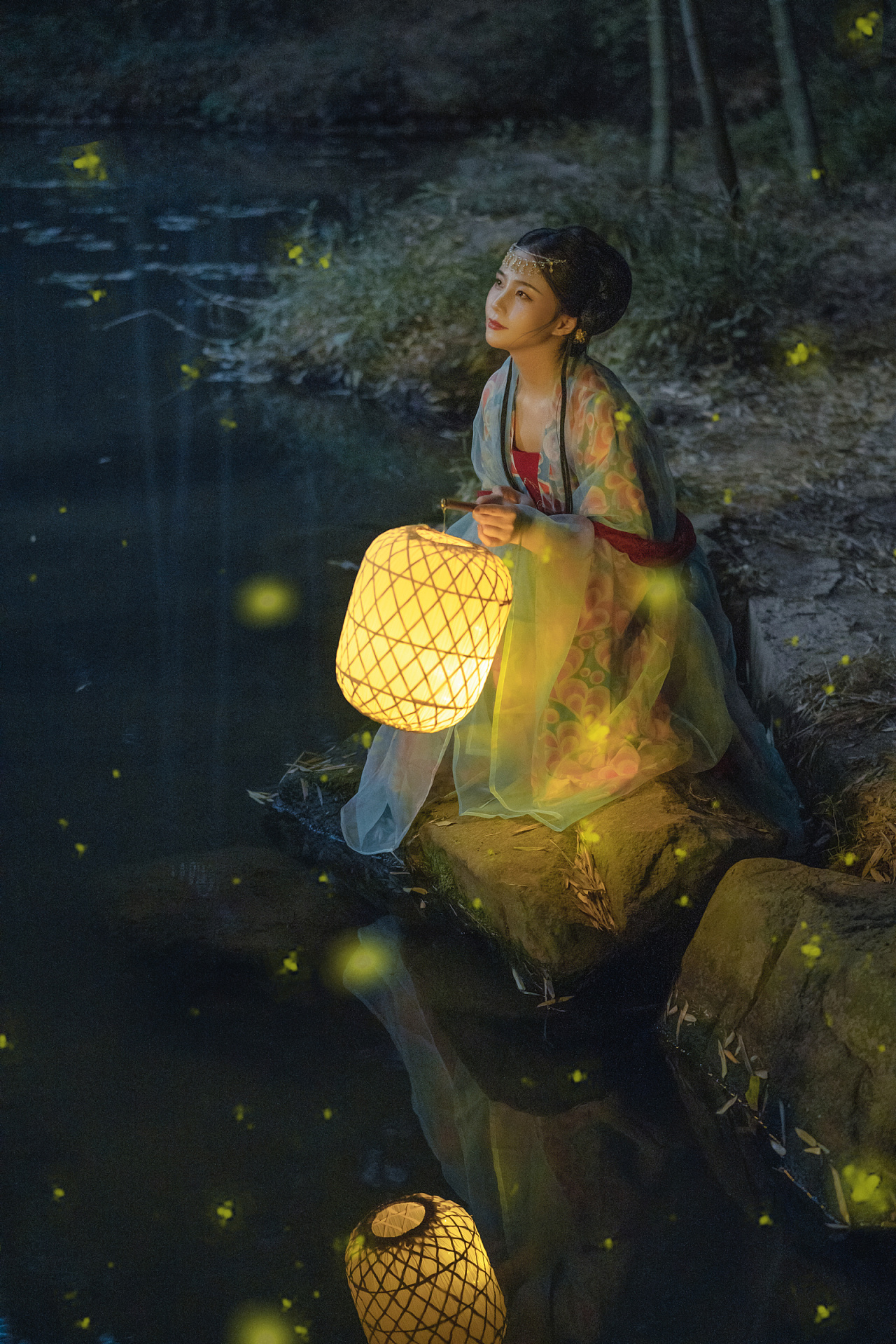 林间美人飘逸古装唯美古风图片