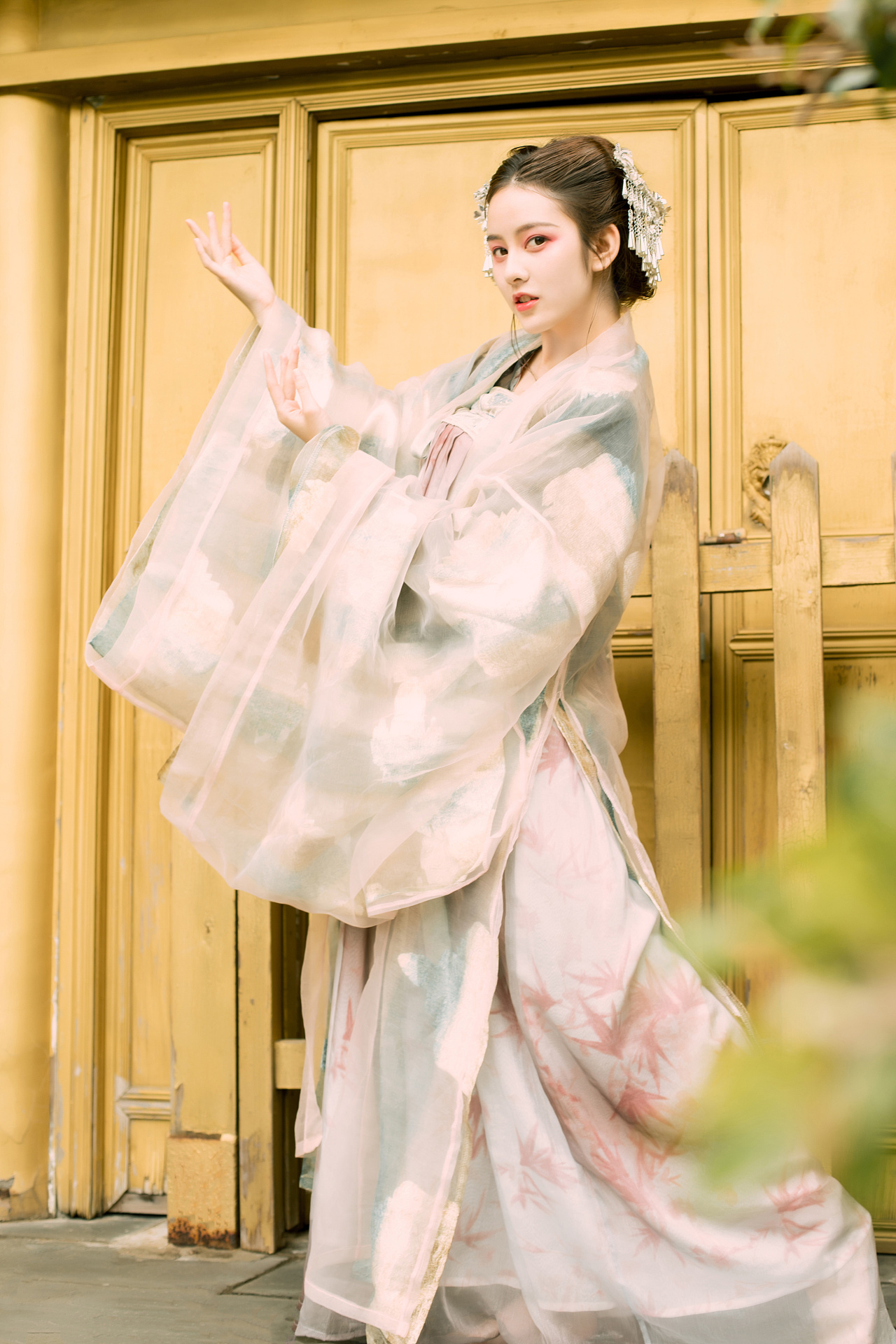 气质古装美女唯美古风摄影图片