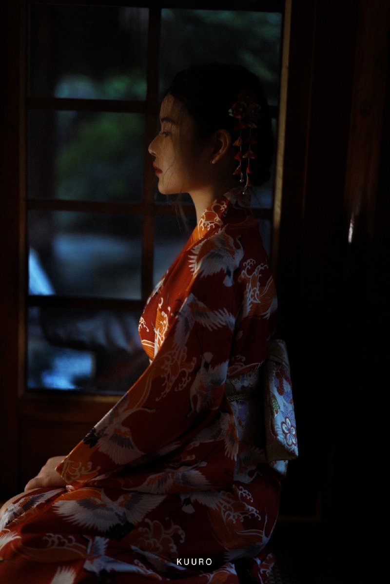 日系和服美女侧脸完美漂亮图片