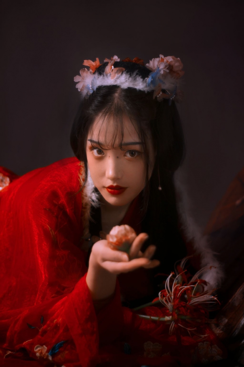 性感古风佳人举止妩媚古装摄影