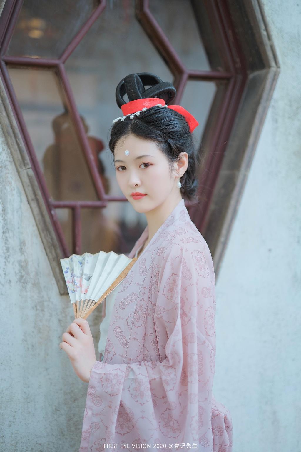 古风美人温柔大方气质古装摄影