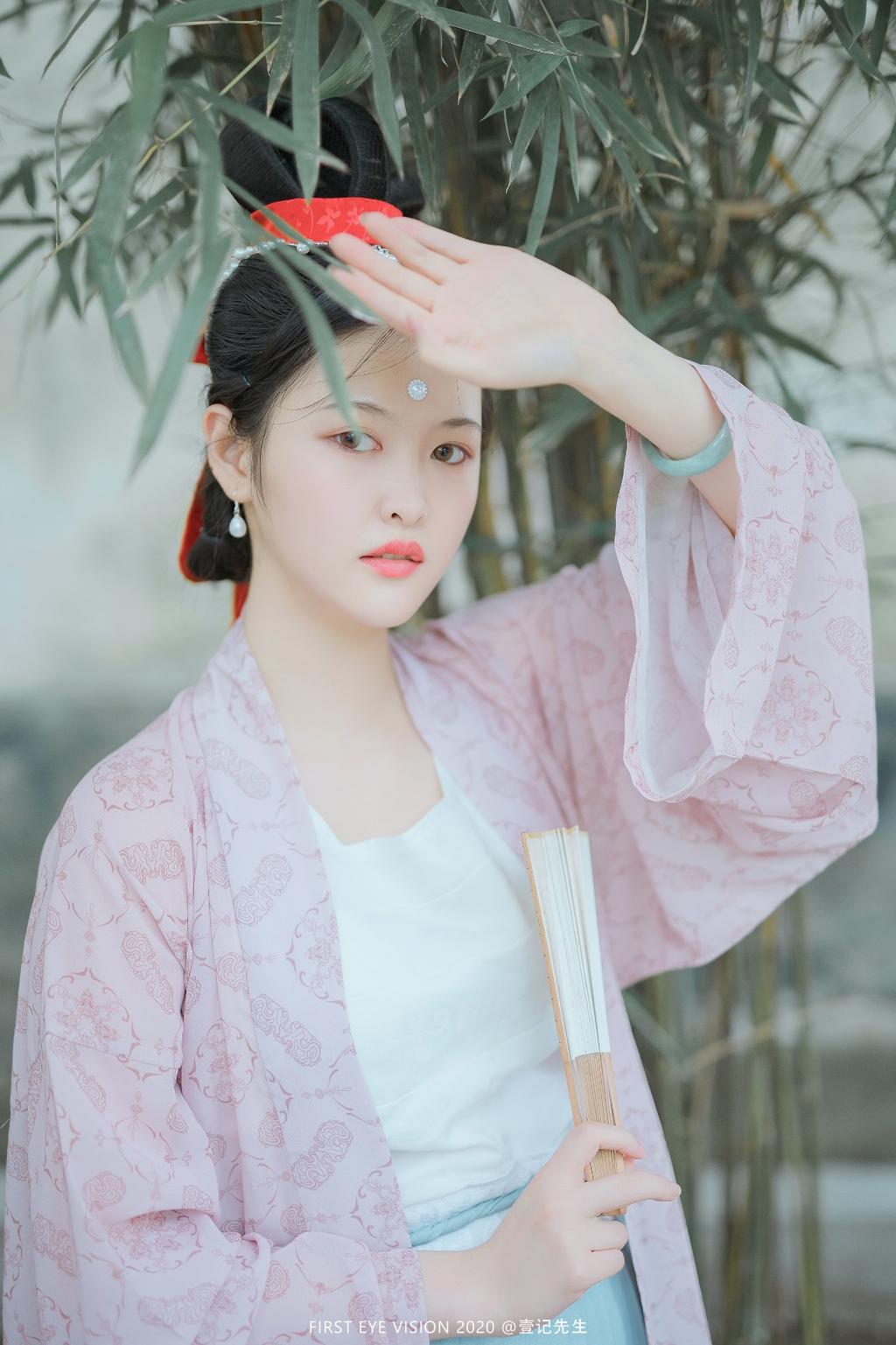 古风美人温柔大方气质古装摄影