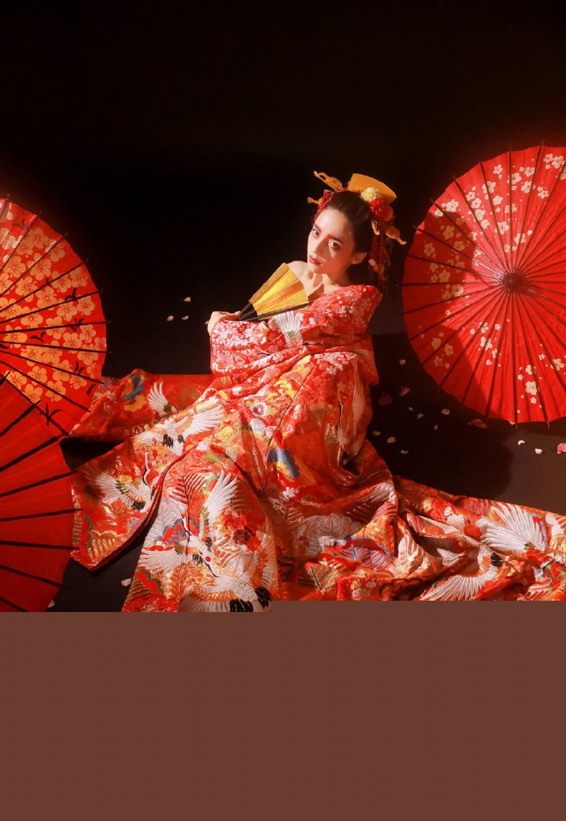 古装红衣美女惹火性感古风图片