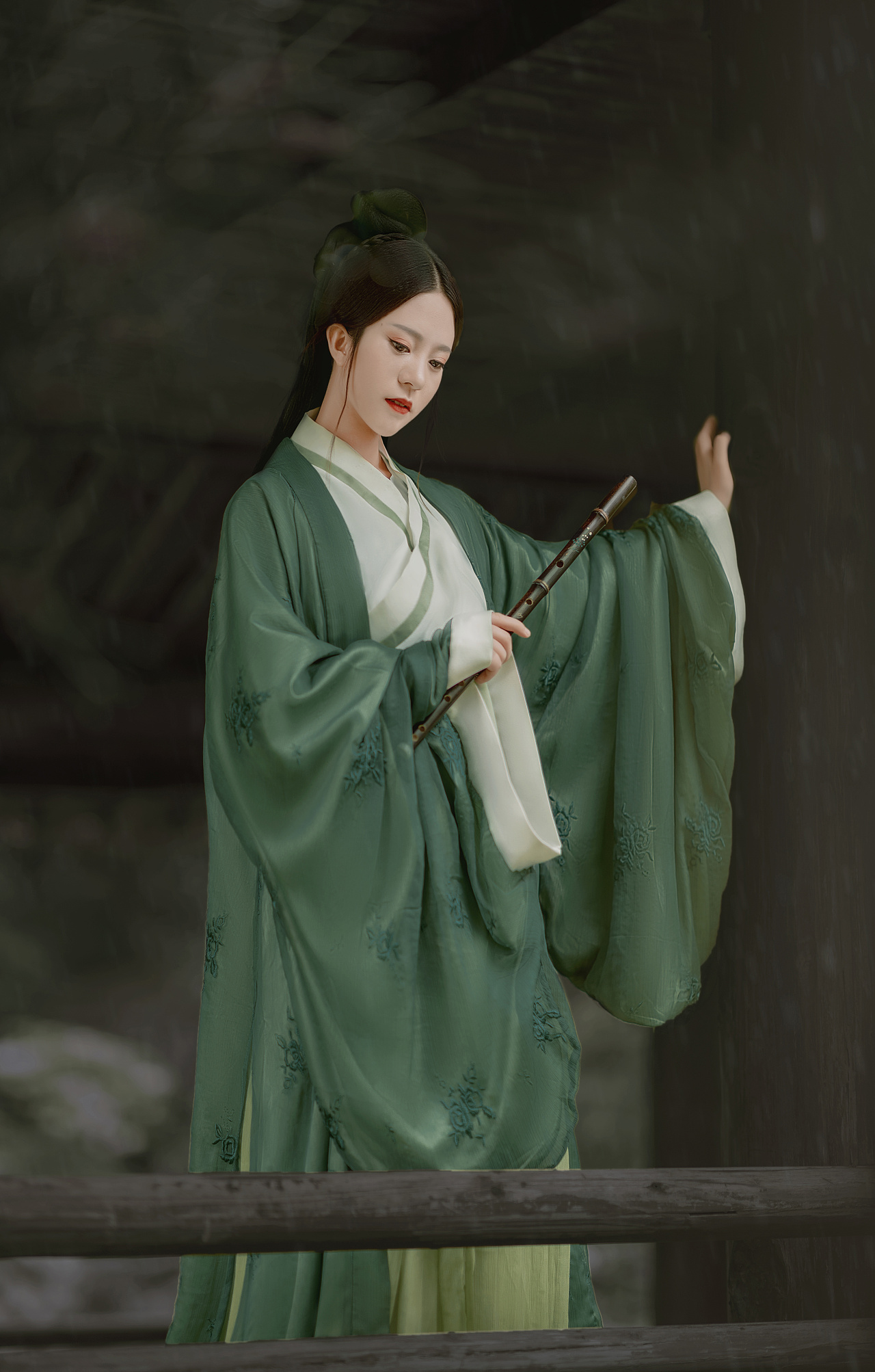 温婉大气的古装美人唯美图片