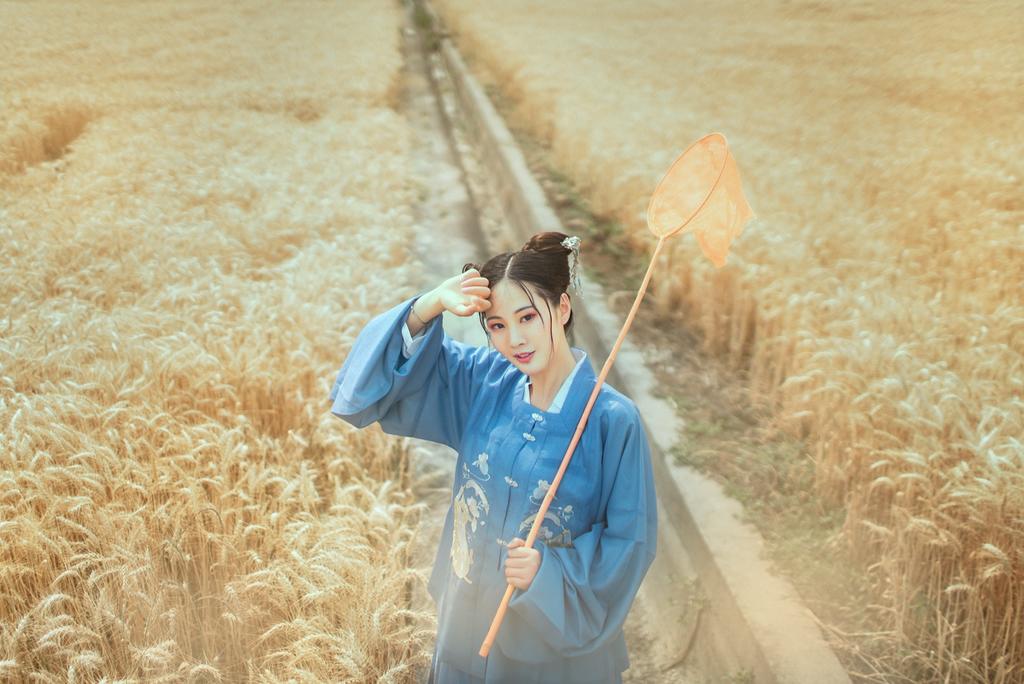 古风大美人性格古灵精怪图片