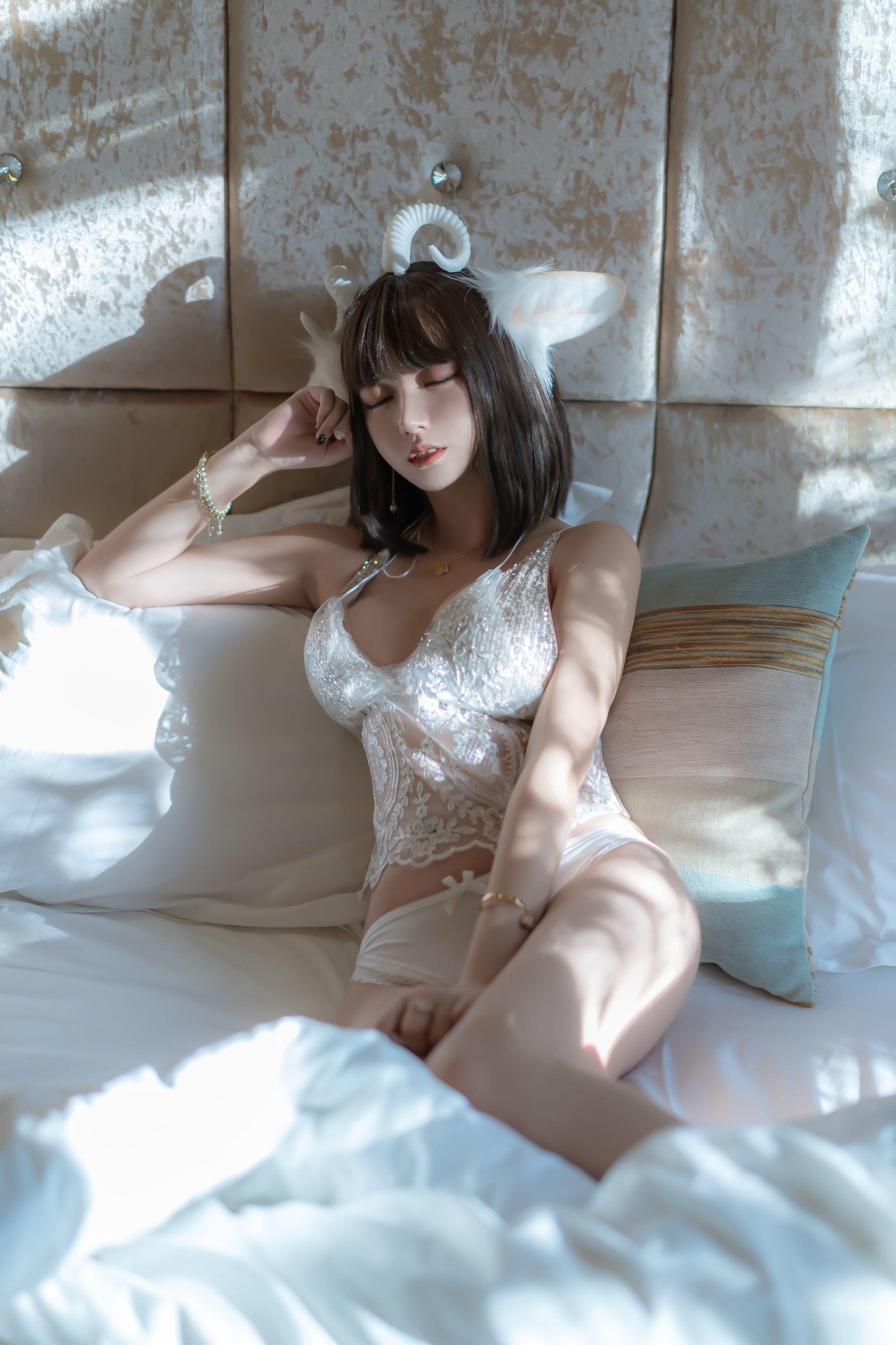 米线线sama 《喵小羊》