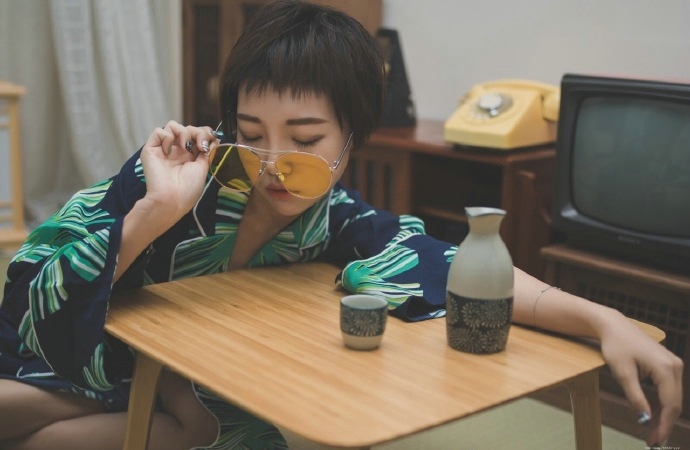 醉意私房的少女浴衣生活忧郁写真