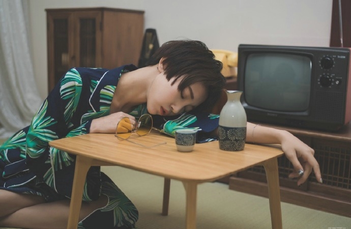 醉意私房的少女浴衣生活忧郁写真