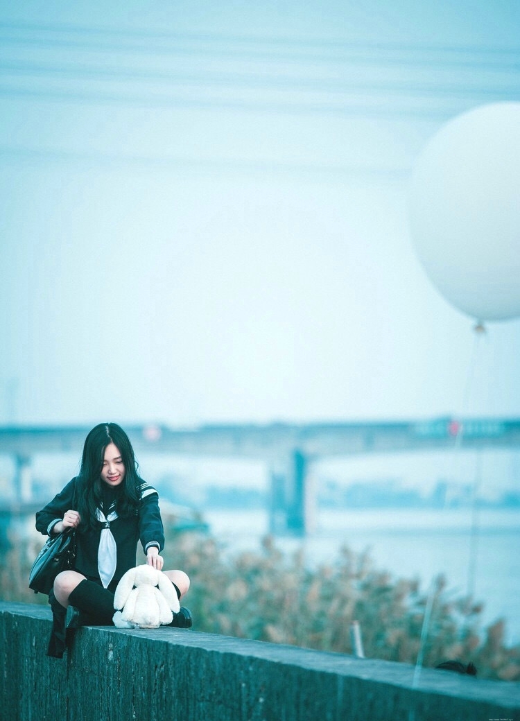 日系学院风校服妹子高挑完美身材