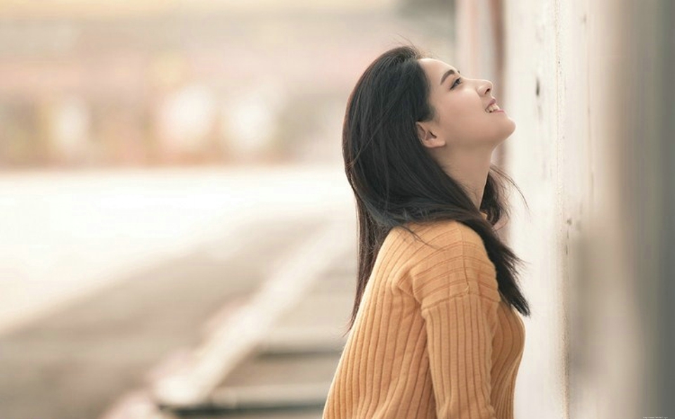 笑颜如花可爱甜美邻家女孩珊珊清纯户外写真