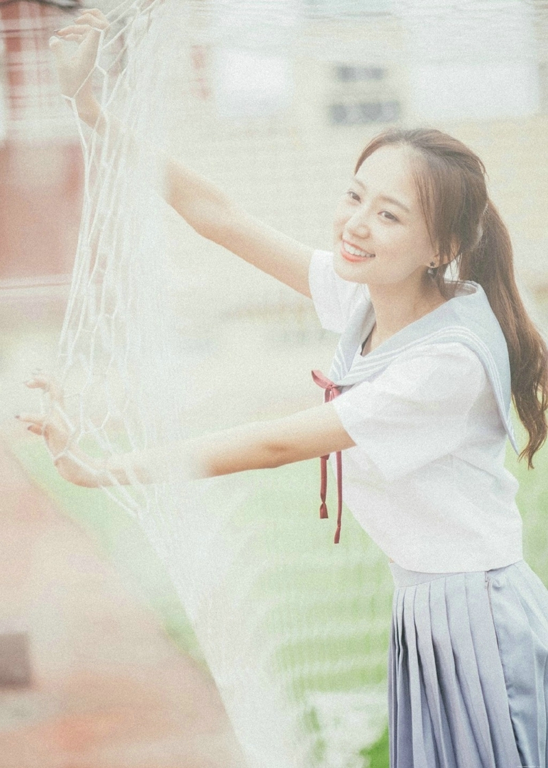 校园学生妹子马尾清纯笑容明媚