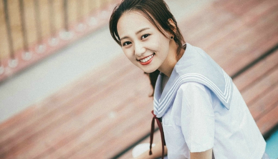 校园学生妹子马尾清纯笑容明媚