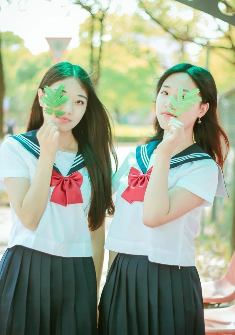 毕业季青春校服姐妹花美好相伴