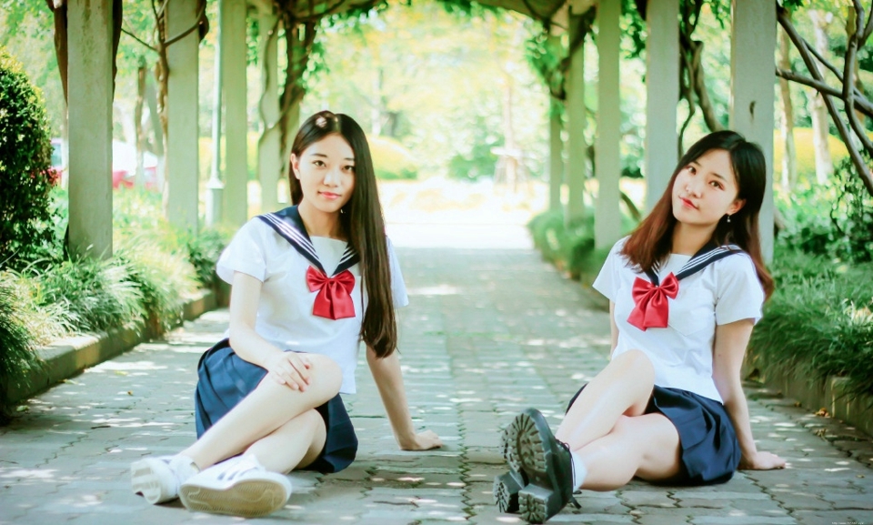毕业季青春校服姐妹花美好相伴