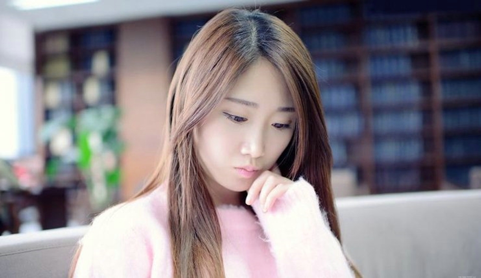 文艺小清新甜美校花美女可爱迷人写真