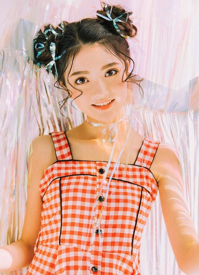 笑容像糖果般甜蜜清新小精灵美女可爱萌萌哒写真