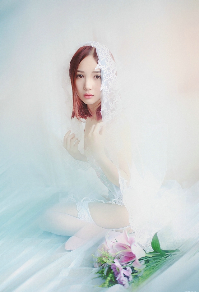 清纯美女温馨婚纱摄私房影唯美写真