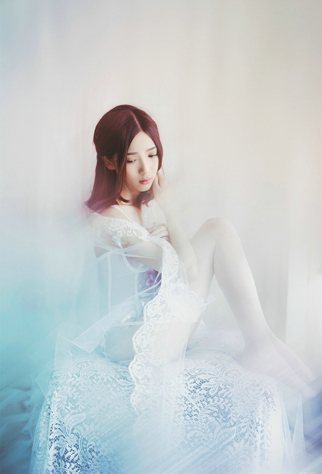 清纯美女温馨婚纱摄私房影唯美写真