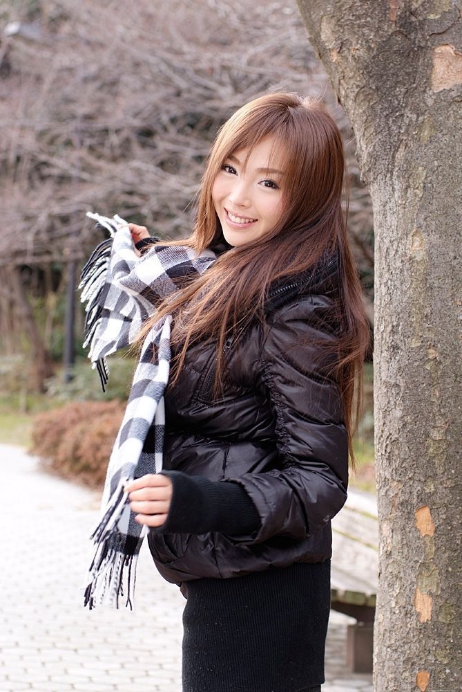 清纯妹子山崎巧街拍写真甜美迷写真