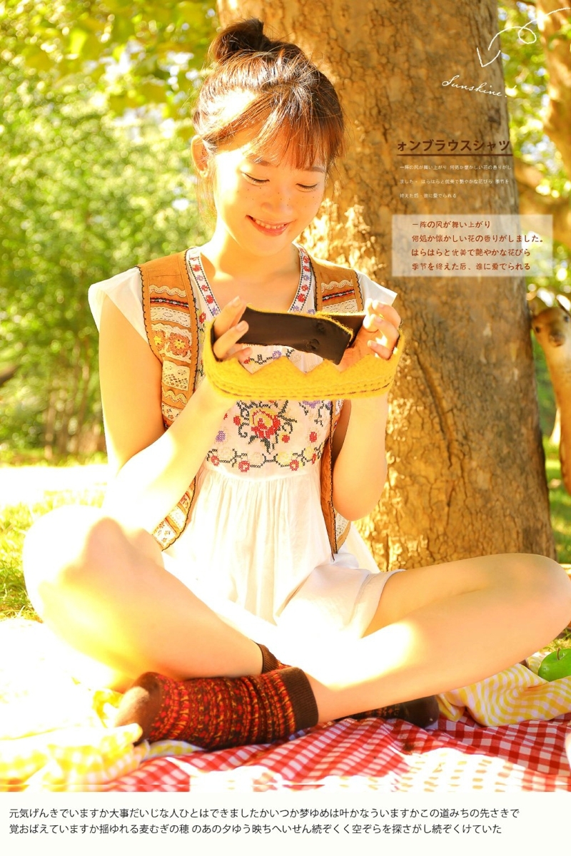 可爱娃娃脸少女纯真野餐愉悦时光