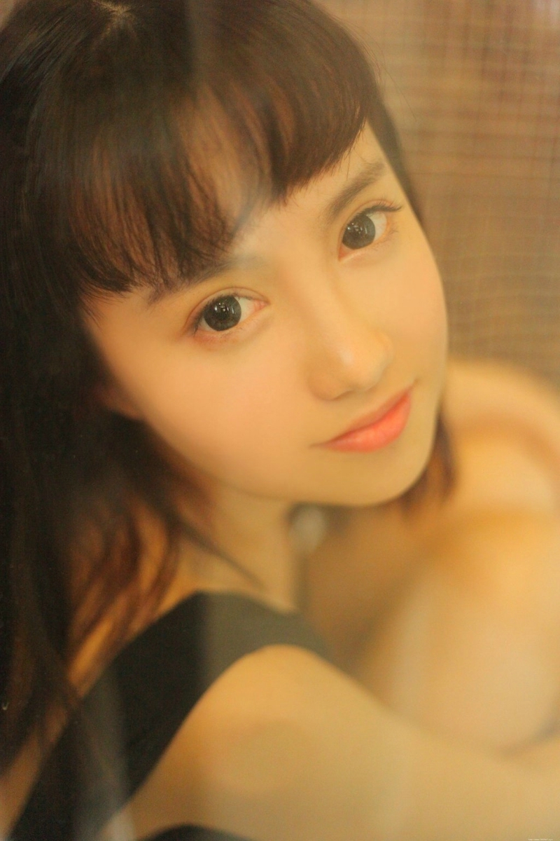 浴室内的死库水少女漂亮精致脸蛋