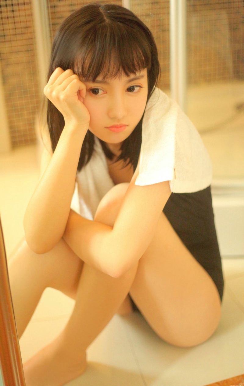 浴室内的死库水少女漂亮精致脸蛋