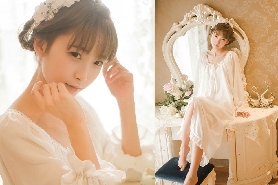 可爱妹子私房蕾丝柔美安静写真