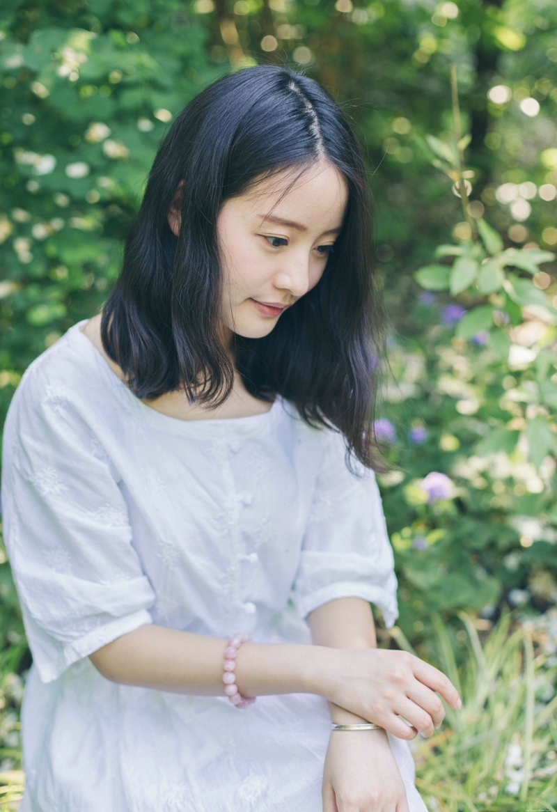 清新美女户外柔美清香写真