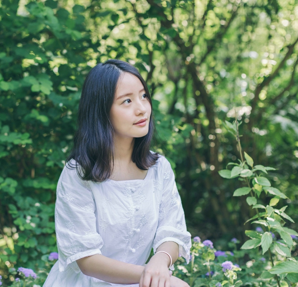 清新美女户外柔美清香写真